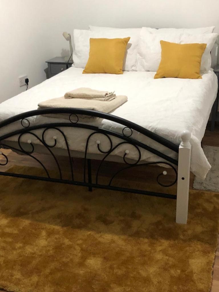 Bed and Breakfast Alpha House London Exterior foto
