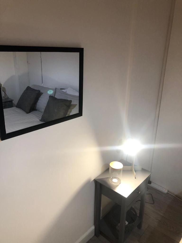 Bed and Breakfast Alpha House London Exterior foto