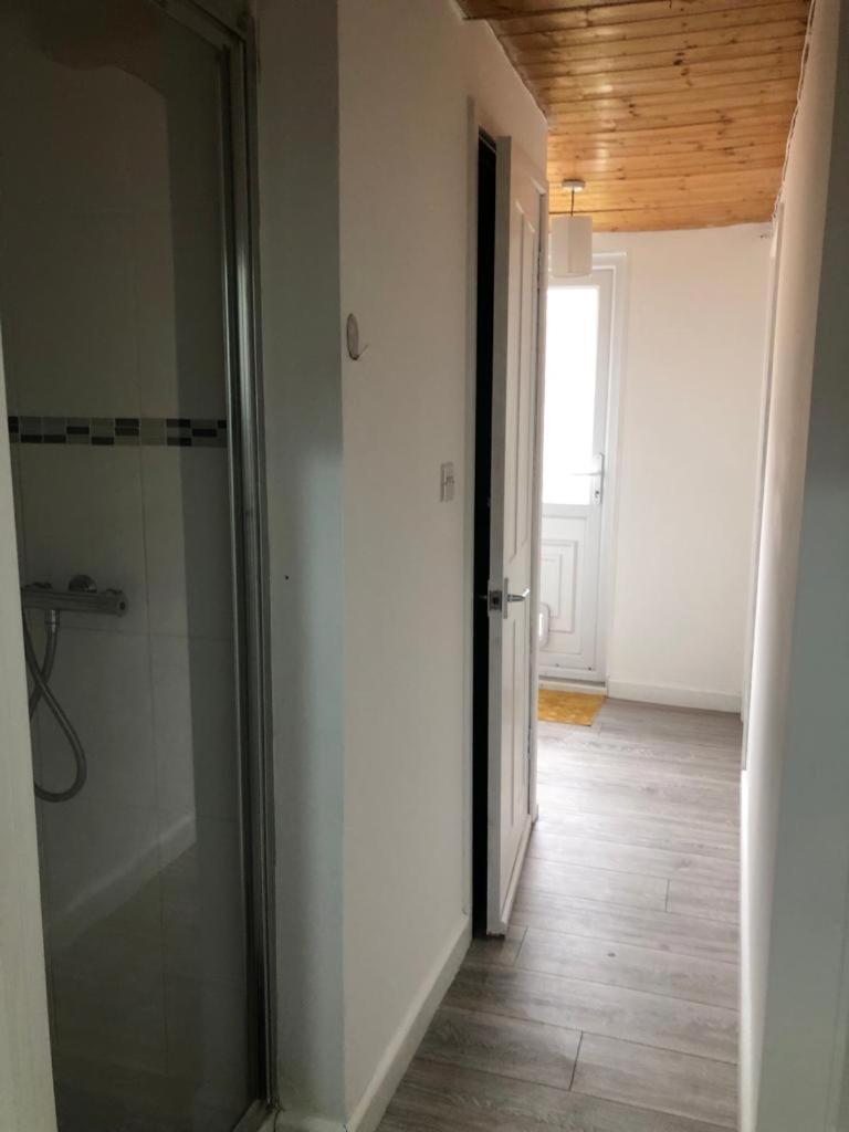 Bed and Breakfast Alpha House London Exterior foto